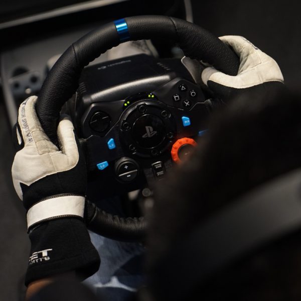 Logitech G29 Driving Force - Lenkrad- und Pedale-Set - kabelgebunden