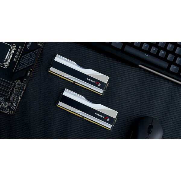 6400 32GB G.Skill Trident Z5 RGB (Kit 2x 16GB) Silver